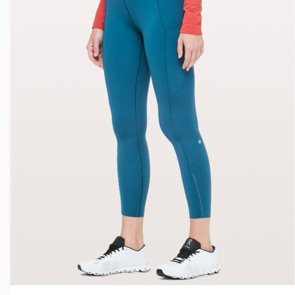 lululemon athletica 7/8 Fast and free 25”  Blue Leggings